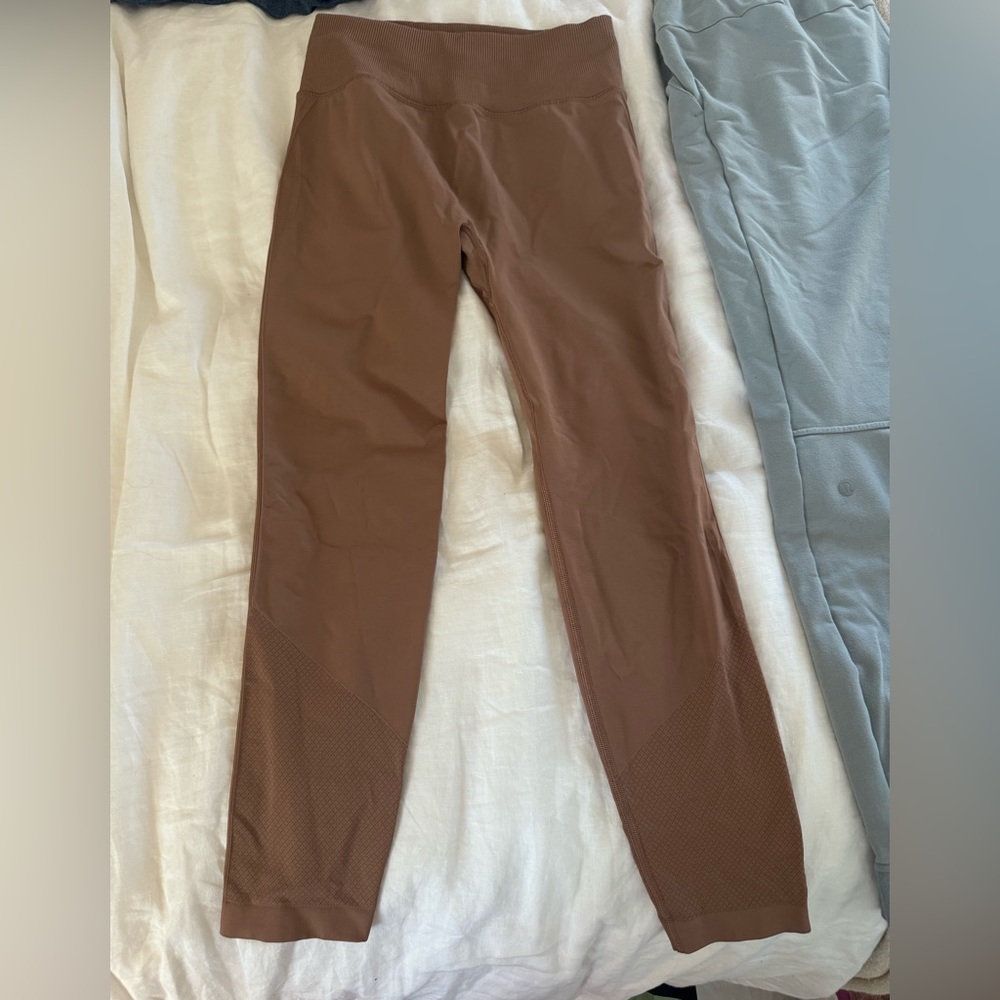 Lululemon leggings I think they are 28”